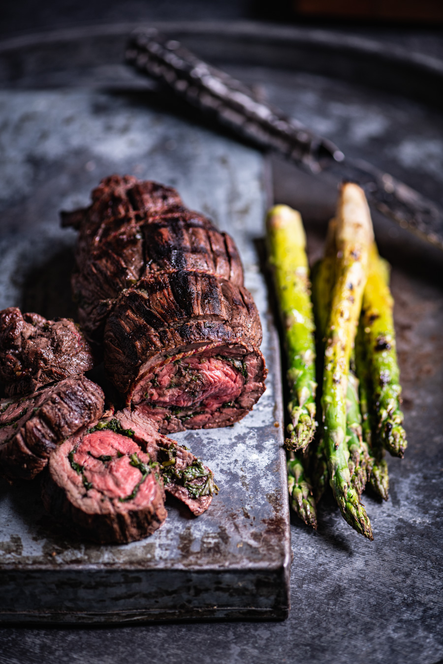 Rollade-van-Bavette-BBQ-Recept-Kamado-Hetultiemekamadoboek