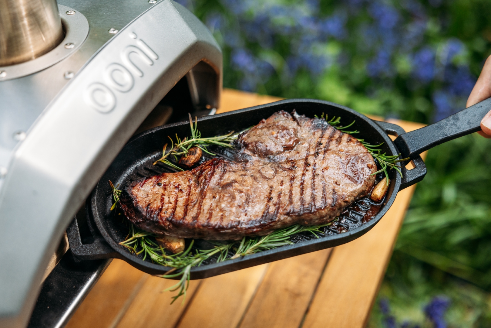 Gietijzeren-grizzler-pan-ooni-1