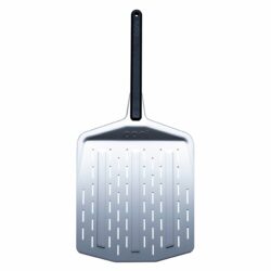 Ooni-14-Perforated-Peel-pizzaschep-Pizzaoven