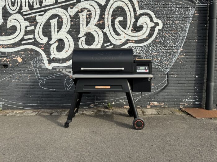 Traeger-Timberline-1300